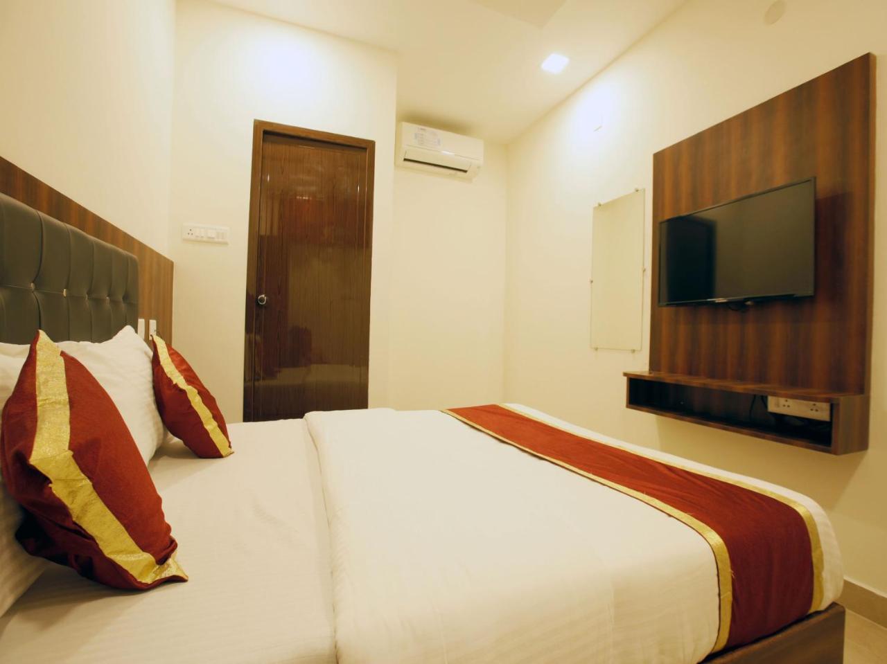 Hotel Ak International Ullal Exterior foto